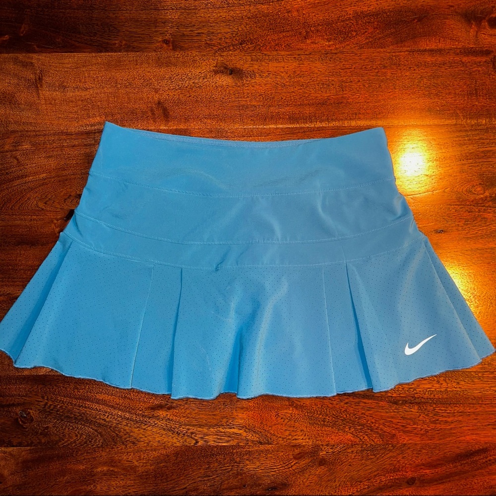 Nike Pleated Woven Tennis Skirt